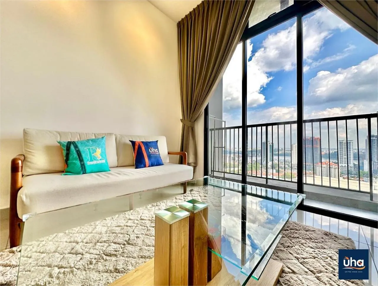 Twin Tower Residence By Uha Johor Bahru 0*,