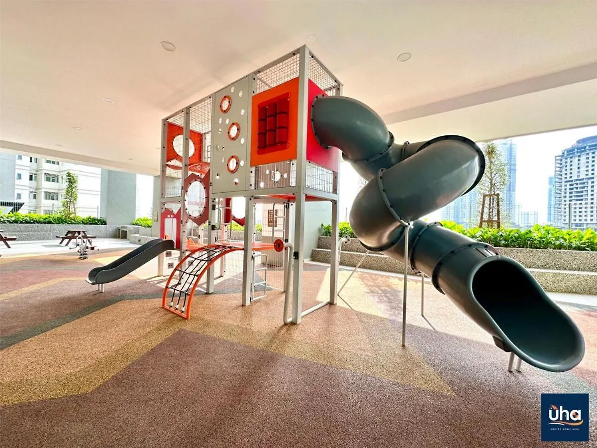 Twin Tower Residence By Uha 新山 公寓